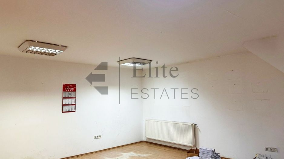 Spatiu cu 4 birouri cu teren de 3000mp - Poză 7