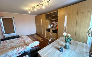 Apartament cu 2 Camere decomandat, mobilat-utilat, zona Carolina Mall - Poză 1