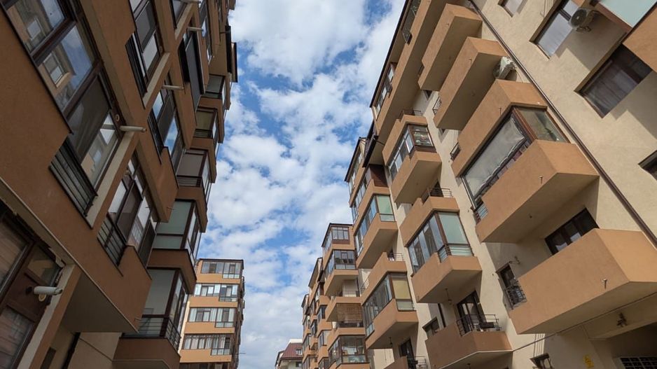 Vânzare Apartament 3 Camere Confort Urban Sălaj, Sector 5 București - Poză 1