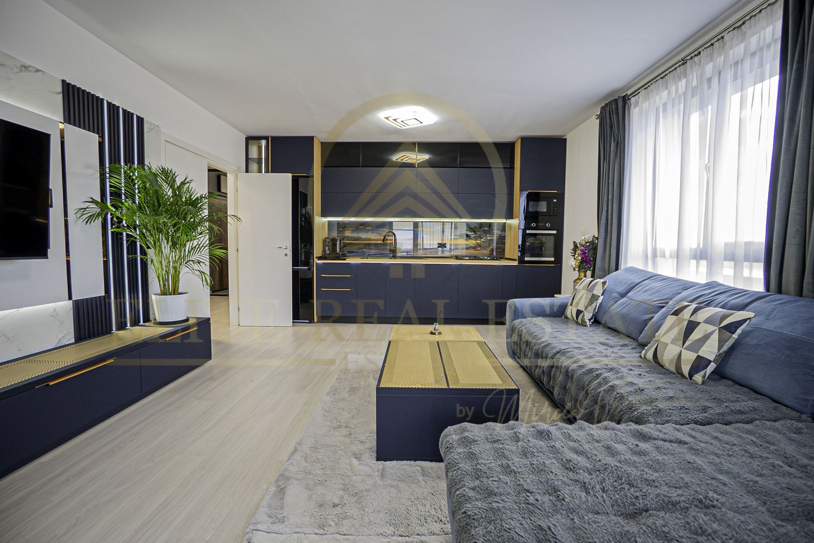 Boreal Plus | 2 camere | Vedere la Mare & Lac | Bloc 2022 | Premium - Poză 2