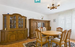 Casă cu etaj Căpâlnaş - Poză 10