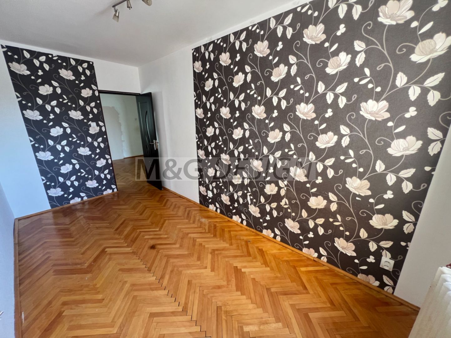 ETAJ 2- Girocului - Judetean, 3 camere , 2 balcoane - Poză 4