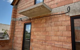 PROIECT DEOSEBIT CU GARAJ- LA ROSU - Poză 12