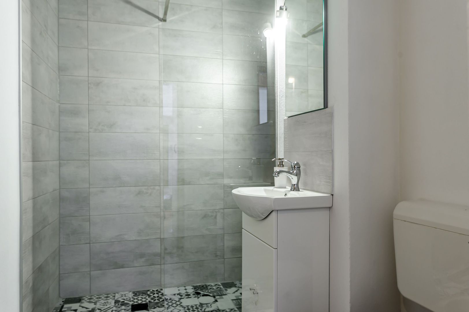 REZERVAT! Apartement cu 2 camere, Micalaca, etajul 1. - Poză 5