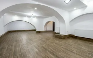 Casa boiereasca renovata Unirii | Curte 70mp | D+P+Pod - Poză 12