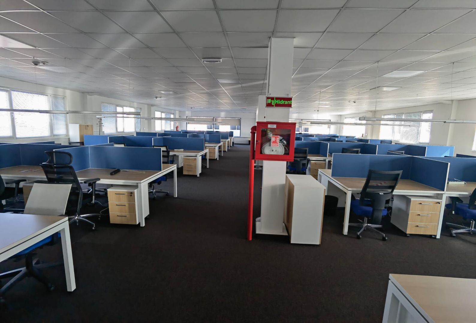 Spatii birouri/servicii - Poză 11