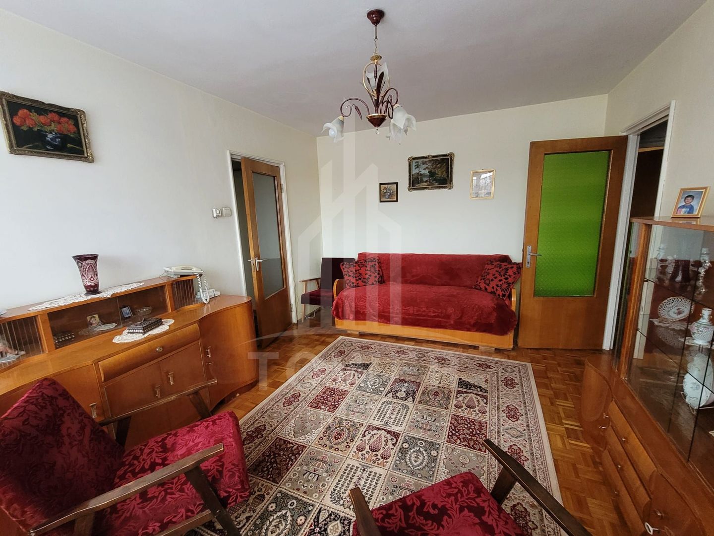 🏡 Apartament 2 camere cu balcon, etaj 1, – Zona Cedonia, Sibiu - Poză 1