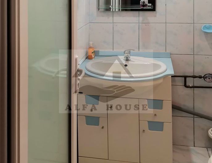 Apartament cu trei camere, zona Racadau 74 mp - parcul Trandafirilor - Poză 17