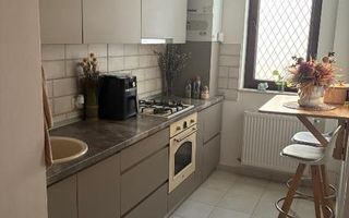 Apartament 2 camere Dumbravita cu curte - Poză 3