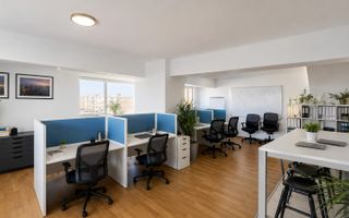 Spatiu de birou de inchiriat/ Apartament 4 camere - Poză 2