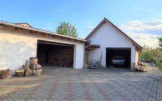 Casa pentru 2 familii, 7 Camere, 2 Garaje, 1500MP Teren - Poză 3