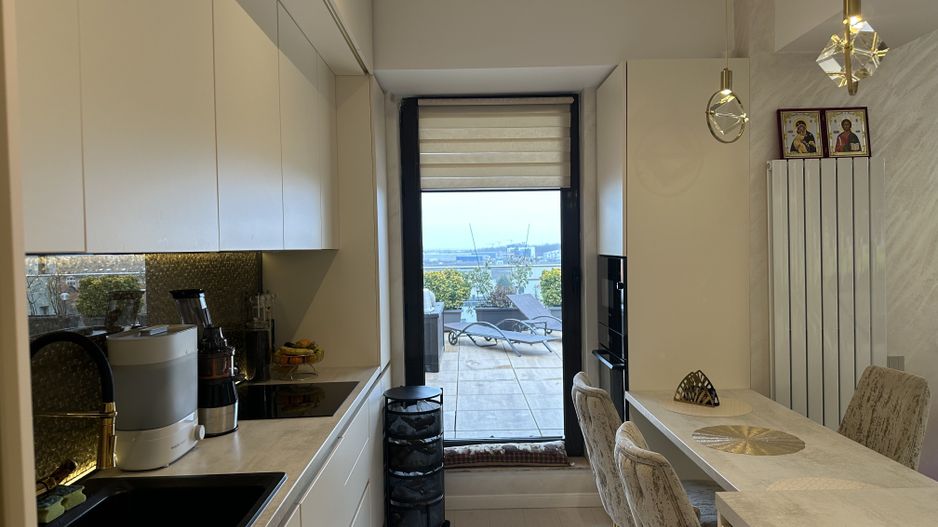 Apartament spectaculos cu 3 camere, 100 mp utili +terasă impresionanta - Poză 5