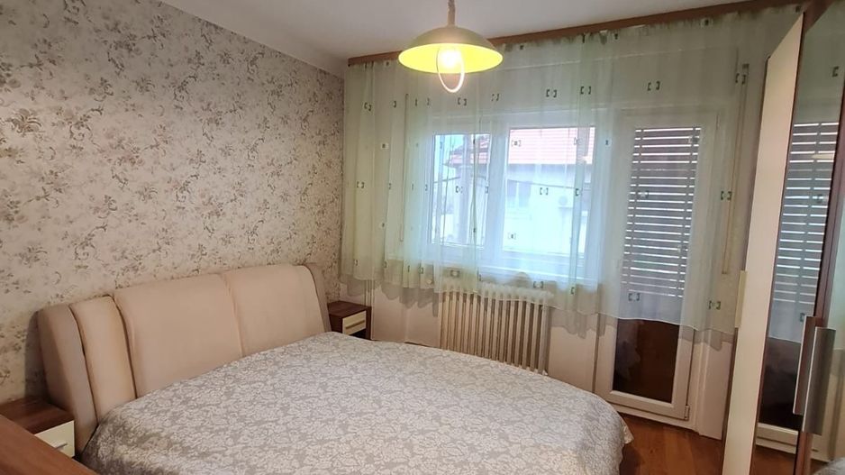 Apartament 4 camere la 5 minute de Piața Unirii - Poză 3
