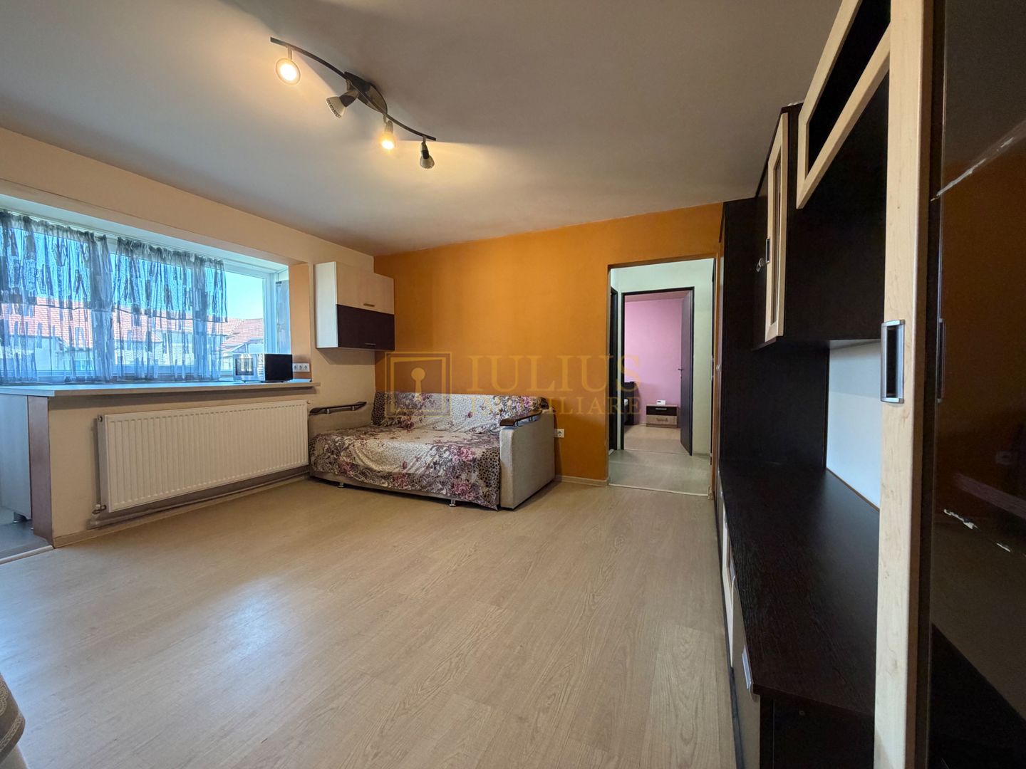 2 dormitoare, centrala proprie, bloc anvelopat. - Poză 10