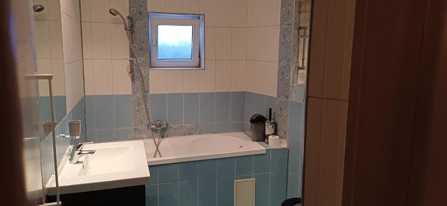 Inchiriere apartament  ultracentral 3 camere - Vedere catre Piata Constitutiei - Poză 7