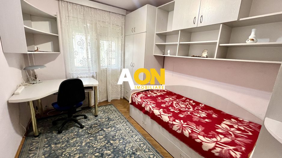 Apartament cu 4 Camere, Etaj 2, Loc De Parcare, Cetate - Poză 12