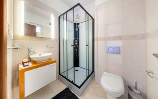 Penthouse de lux pe 2 nivele cu 4 terase in Buna Ziua! - Poză 13