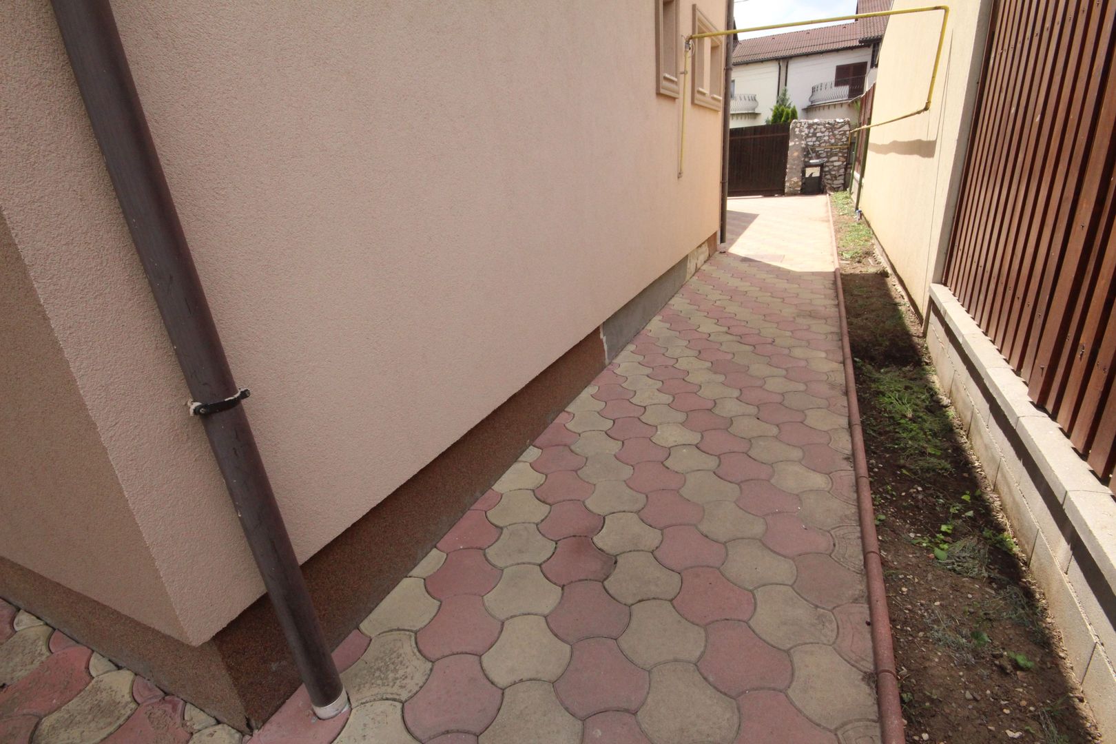 Casa individuala, ideala pentru o familie - Poză 27