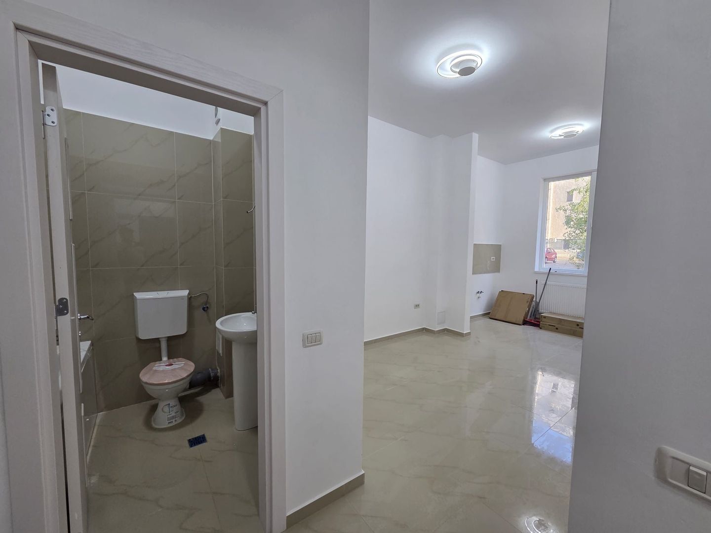 Apartament nou de vanzare, 2 camere, Rosu-Chiajna, 0% comision de la cumparator - Poză 2