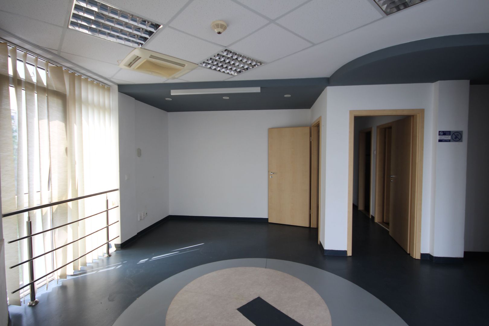 Cladire de birouri, SAD, parcare prorpie, clinica medicala - Poză 6