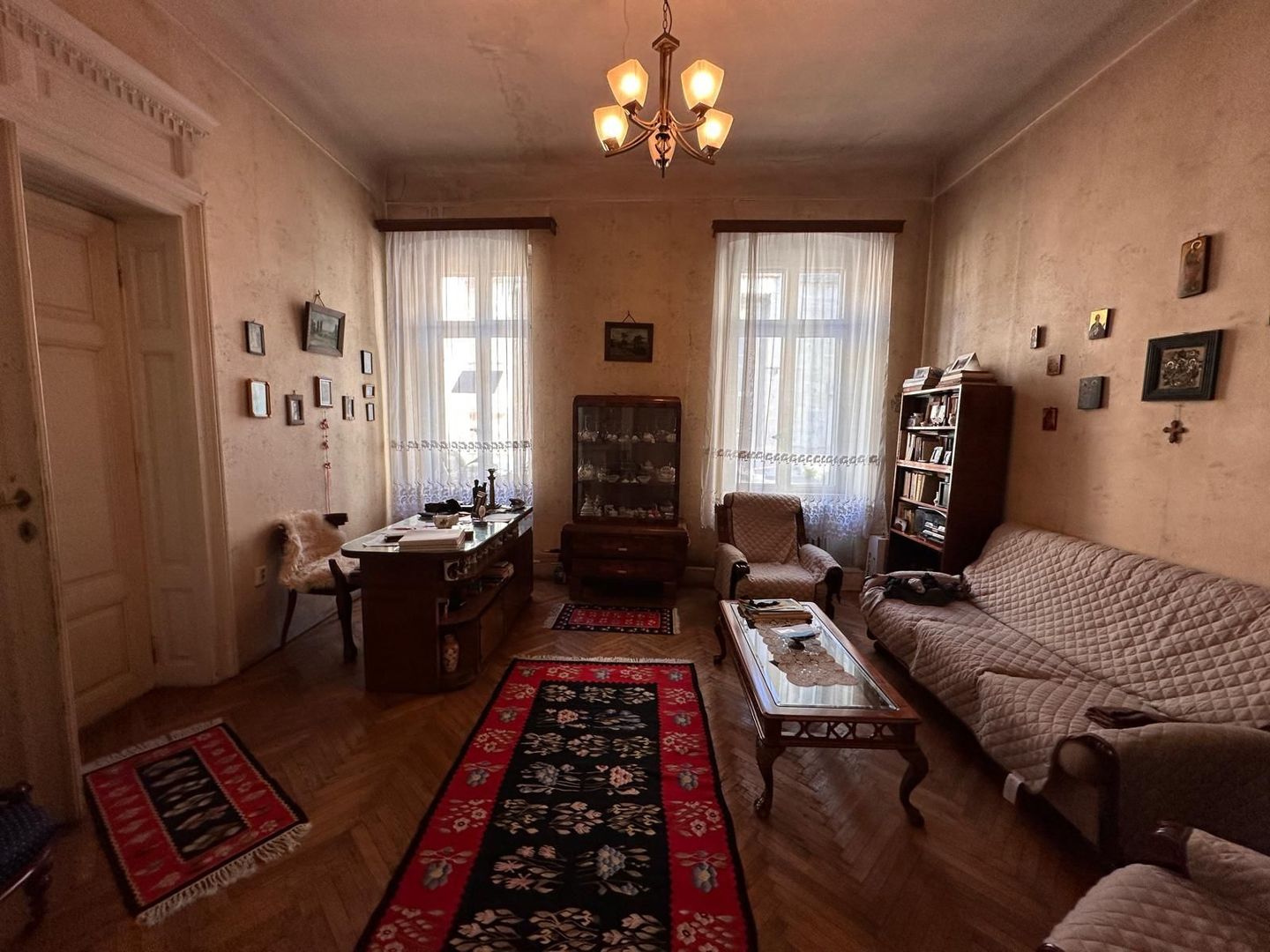 RAR LA BERTHELOT - CISMIGIU - CASA - 178 mp utili - CURTE INDIVIDUALA - Poză 2