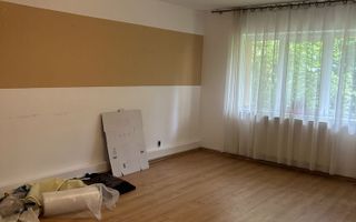 Apartament 3 camere - str. Privighetorii - Poză 1