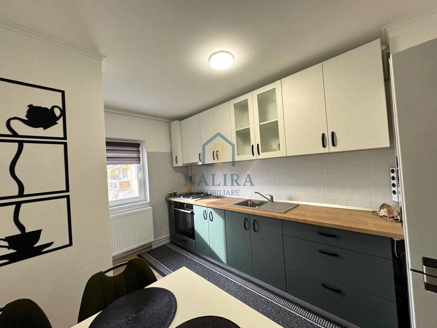 Chirie apartament CENTRAL cu 3 camere - Hortensiei - Poză 2