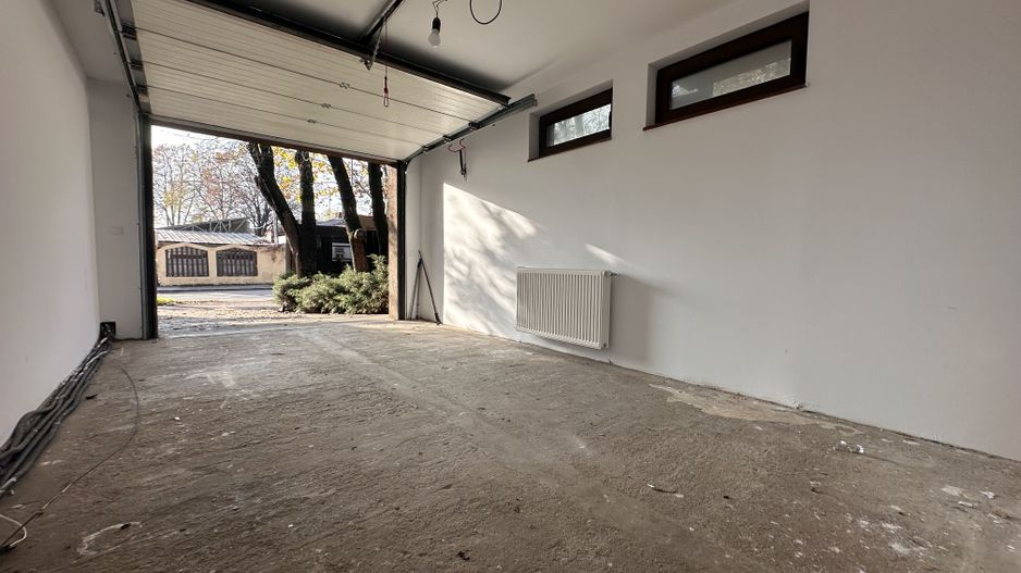 ANDRONACHE | Vila 4 Camere | Garaj | Curte Verde | Ciubar & BBQ - Poză 22