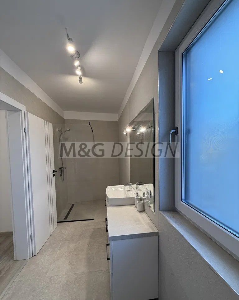 Apartament 3 camere Lipovei bloc nou etaj 1 - Poză 5
