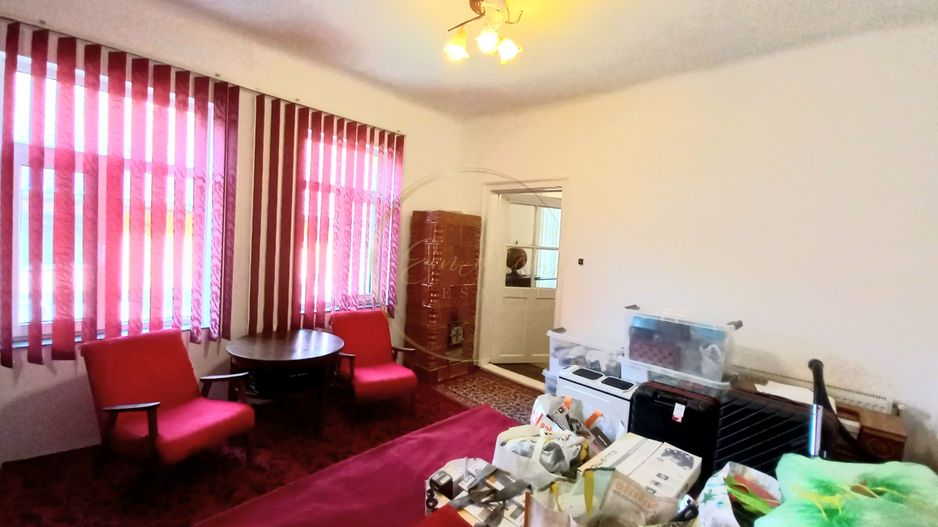 SUPER OFERTĂ | Casă cu 2 camere la curte comună + beci | SPAȚIU ȘI INTIMITATE - Poză 3