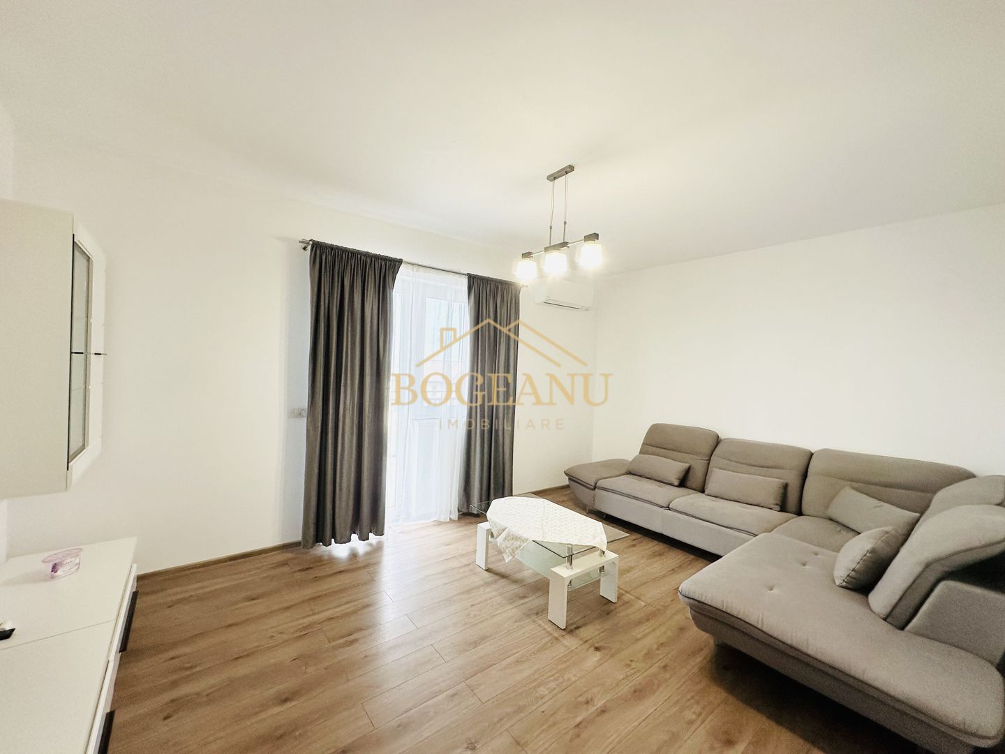 BG157-Apartament 2 camere,Et2,bloc nou, terasă 16 mp-GIROC - Poză 1