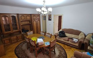 Vila P+1 Piața Muncii , strada Orzari, apartament cu 3 camere la Parer - Poză 10