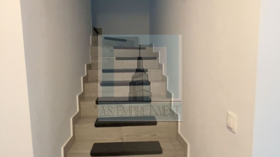 De vânzare casă înșiruită/ zona Sanpetru - Poză 19