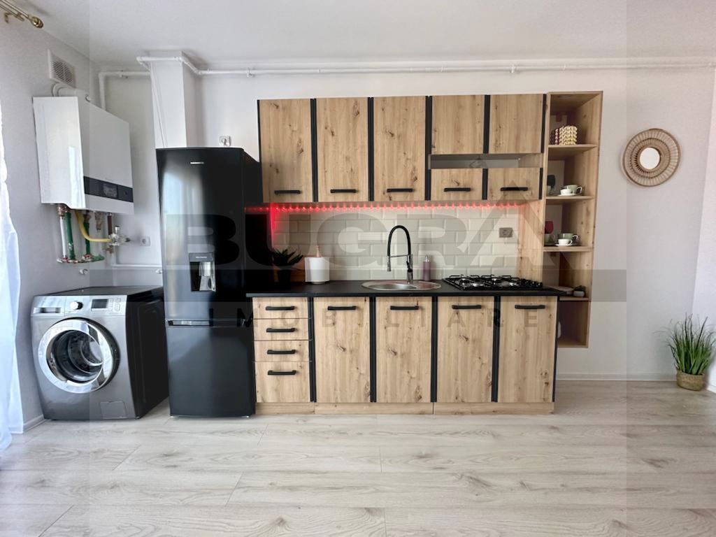 Apartament 2 camere, balcon, parcare, zona Teilor - Poză 5