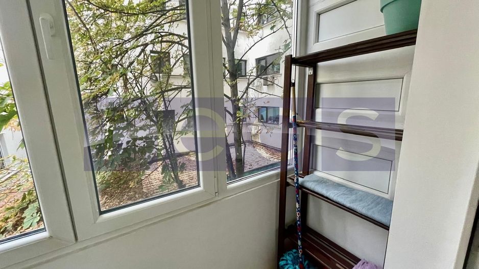 VANZARE APARTAMENT 2 CAMERE METROU PIATA ROMANA ULTRACENTRAL 42MP - Poză 12