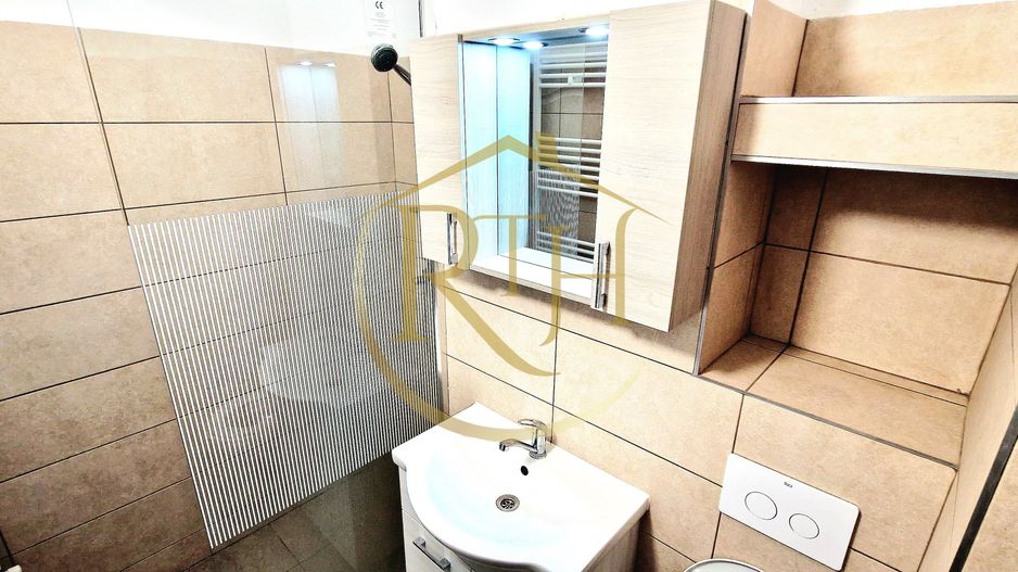 Inchiriez apartament modern cu 2 camere –zona Circumvalatiunii-Complex Favorit - Poză 18