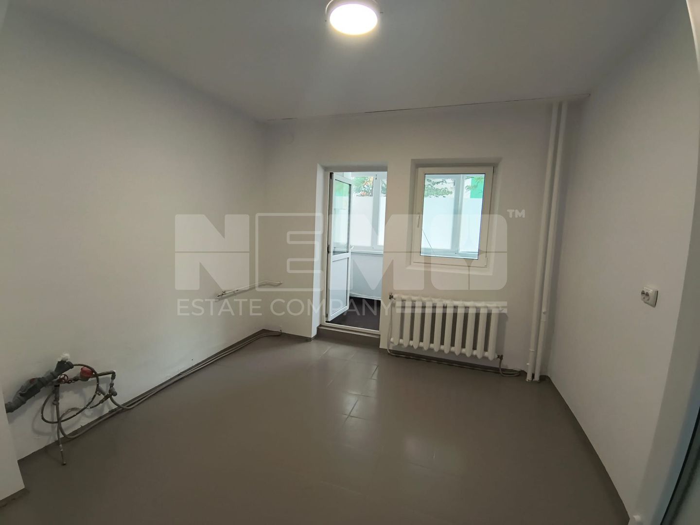 Apartament 3 camere, Obcini, parter, ideal birouri/cabinete - Poză 13
