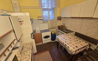 Apartament 2 camere garaj pivnita 31mp  zona Andrei Saguna - Poză 4