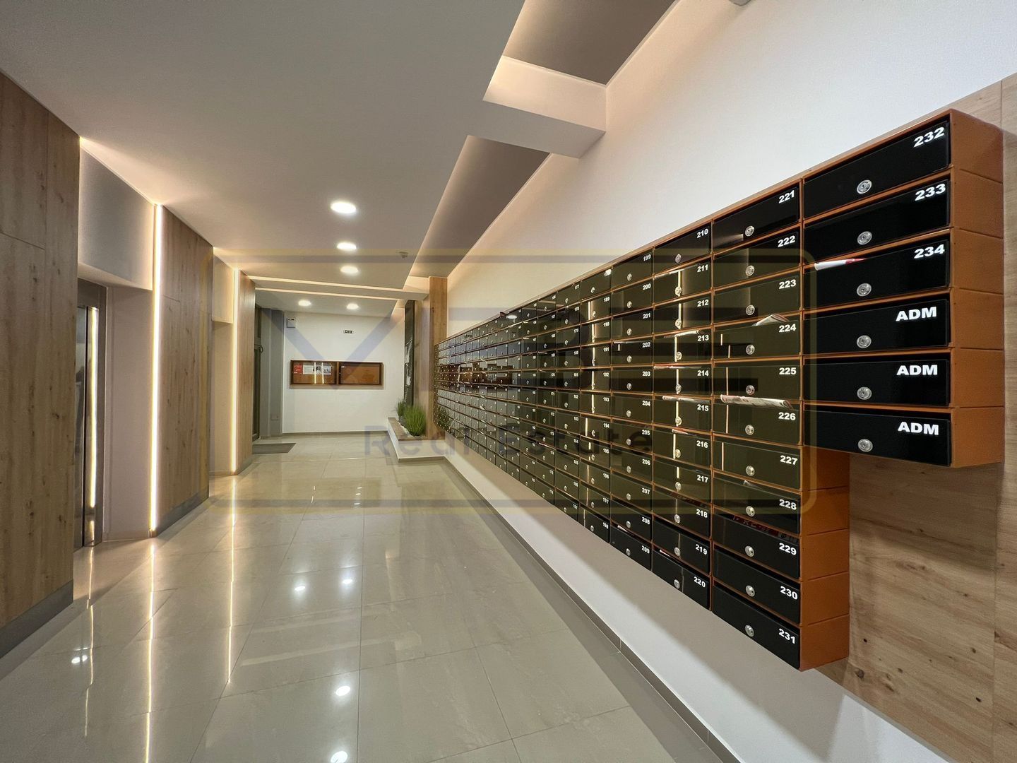 Apartament premium  1 camera+ parcare Centru  Palas Mall - Poză 15