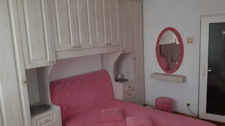 Apartament cu 3 camere ultracentral - Universitate - Poză 1