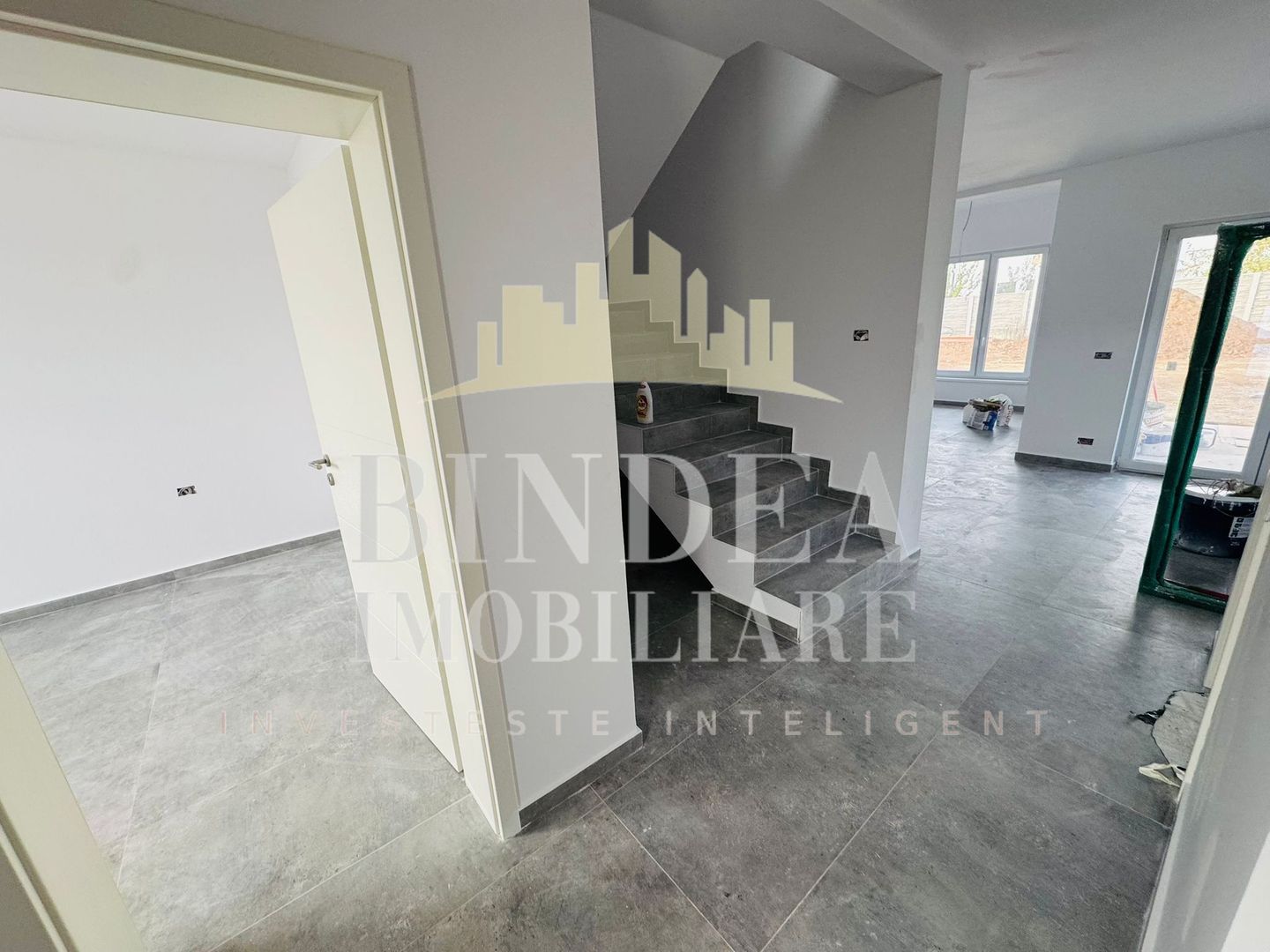 Duplex modern 3 dormitoare, 3 bai, pompa caldura - Giarmata - Poză 8