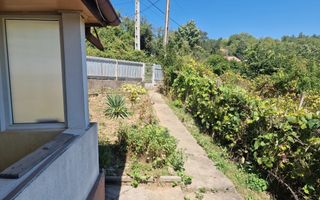 Casa in mediu rural cu teren - Poză 25