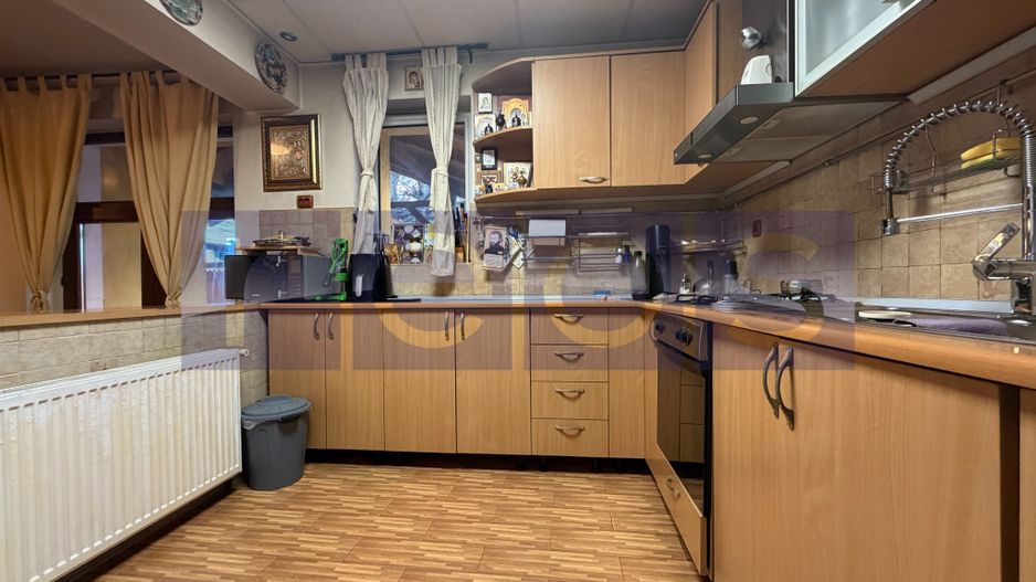 VANARE CASA | 150 MP LOCUIBILI | TEREN 400 MP | PANOURI FOTOVOLTAICE 8 KW | - Poză 6