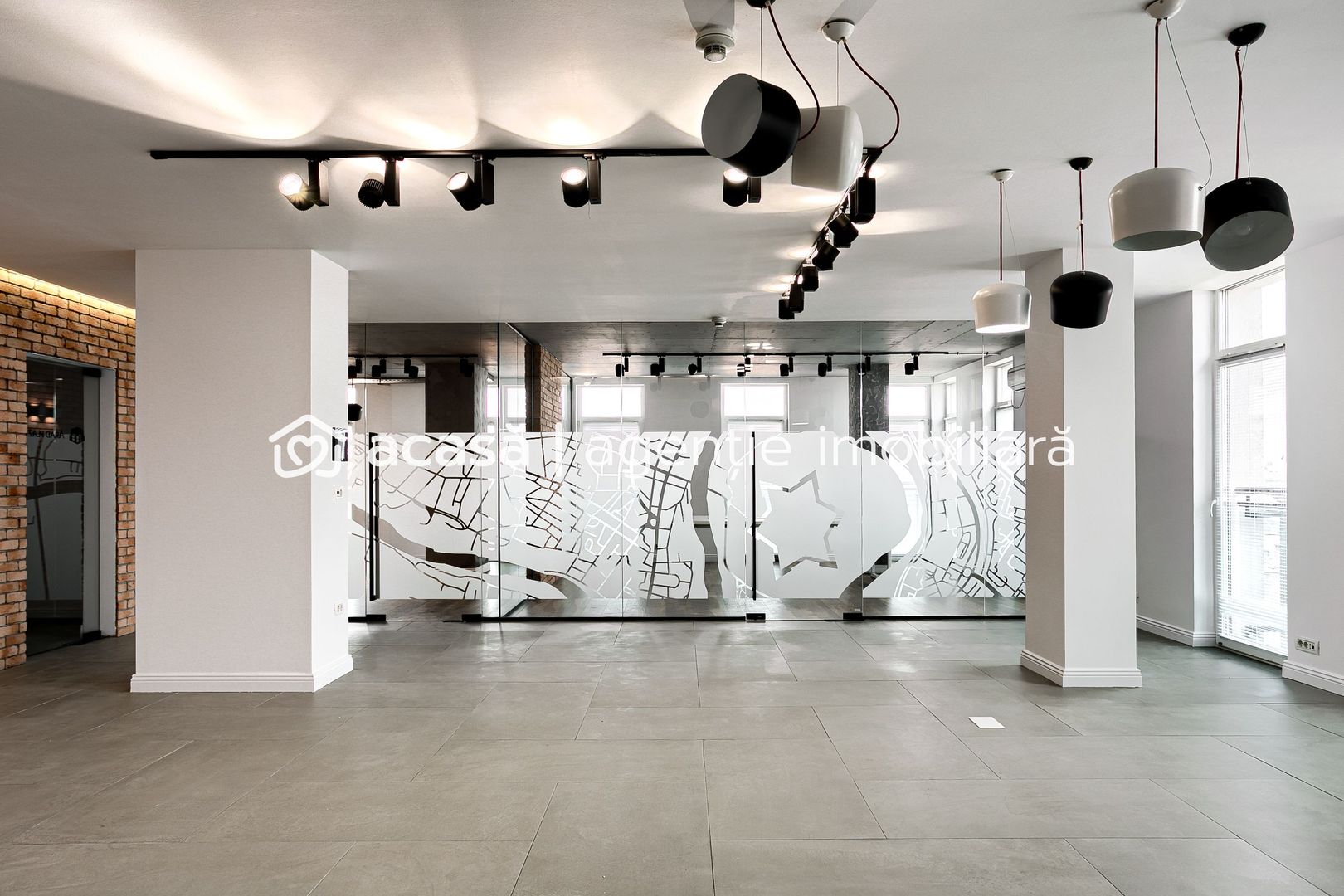 De vânzare spațiu de birouri ultracentral Arad Plazza - Poză 5