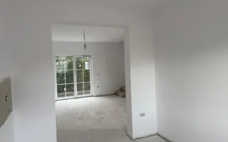 Duplex in Sanandrei | Toate utilitatile | 2 bai | Poarta acces auto | - Poză 11
