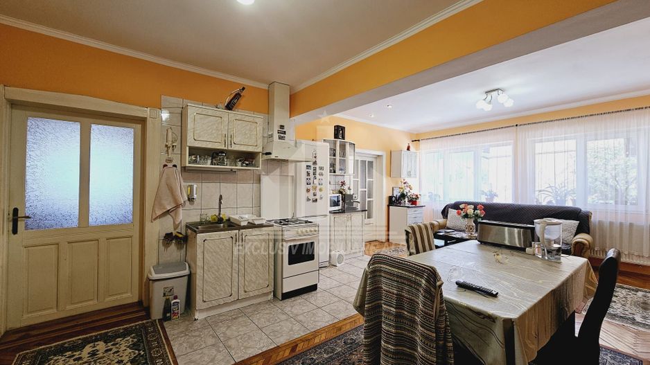 Casa in regim cuplat de vanzare, Lipoveni - Poză 3