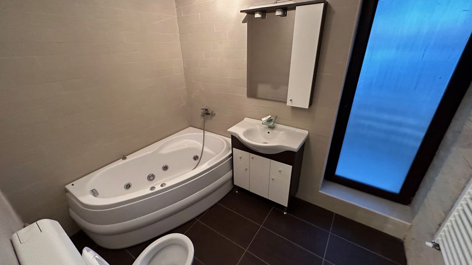 Duplex zona Lunei - Câmpului - Poză 11