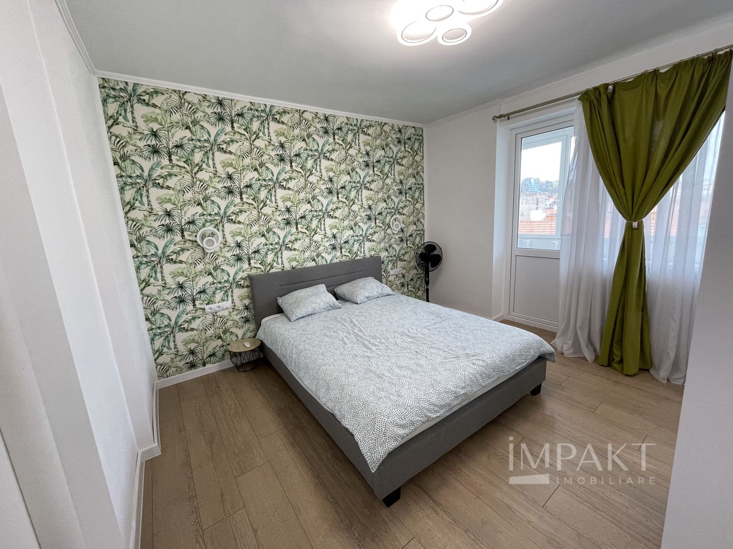 Apartament 2 camere in Piața Mihai Viteazul. - Poză 3