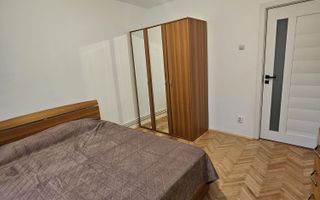 3 camere, et 2, centrala termica, 1 Mai ( Insula ) - 126 000 Euro- - Poză 11