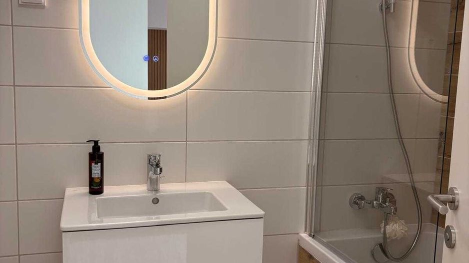 Vanzare Apartament 2 camere, et 7, mobilat de designer, bloc nou – balcon 8,5 mp - Poză 8